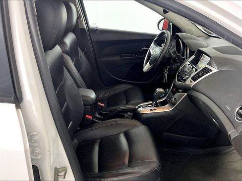 Used 2015 Chevrolet Cruze LT image 6