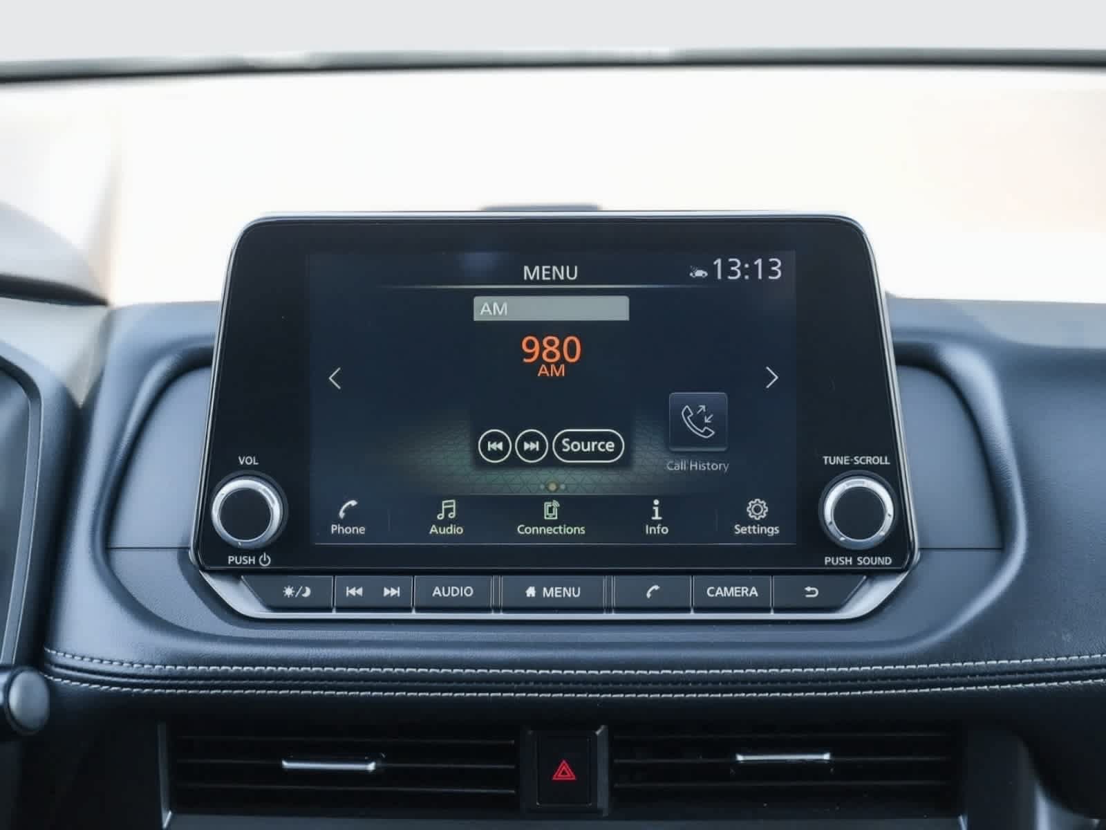 Used 2023 Nissan Rogue SV FWD image 17