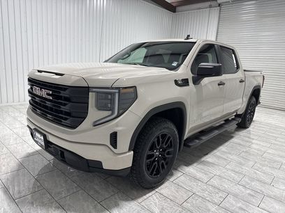 New 2026 GMC Sierra 1500 Pro w/ Graphite Edition