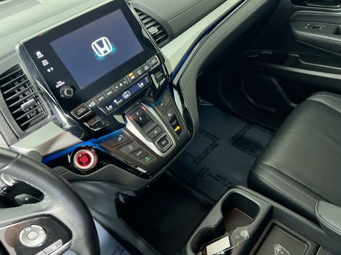 Used 2023 Honda Odyssey Touring image 23