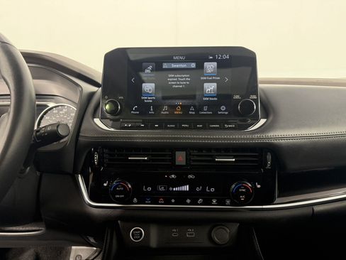 Used 2023 Nissan Rogue SL AWD/4WD image 21