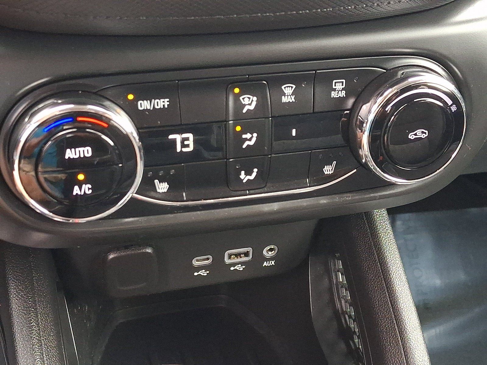 Used 2023 Chevrolet TrailBlazer LT w/ Convenience Package AWD/4WD image 16