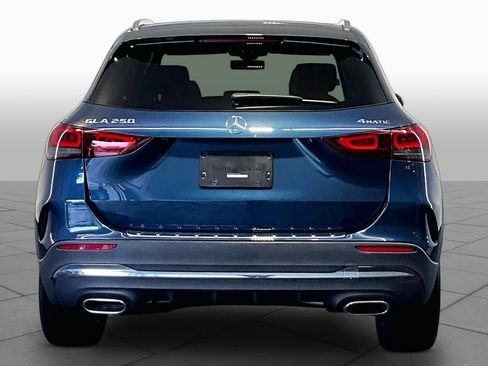 Used 2023 Mercedes-Benz GLA 250 4MATIC image 5