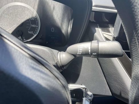 Used 2022 Toyota Corolla LE FWD image 26
