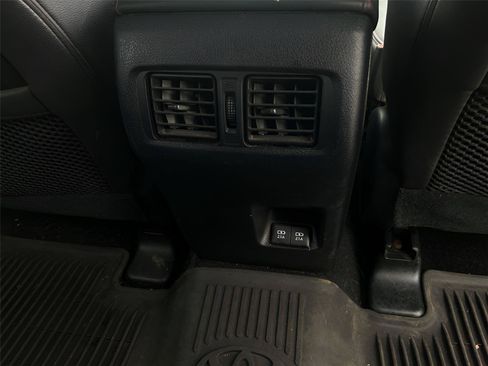 Used 2021 Toyota 4Runner TRD Off-Road Premium w/ Moonroof Package AWD/4WD image 13