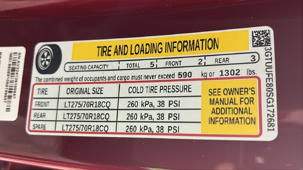 Used 2025 GMC Sierra 1500 AT4X AWD/4WD image 47