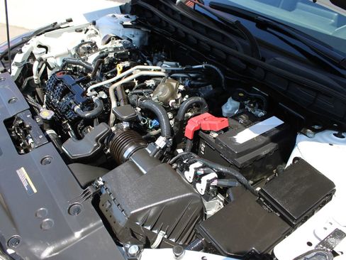 Used 2024 Nissan Altima 2.5 S image 25