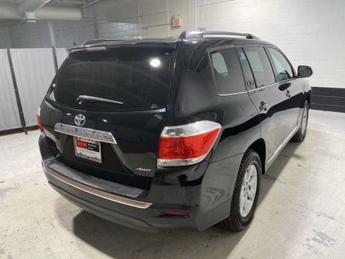 Used 2013 Toyota Highlander SE image 26