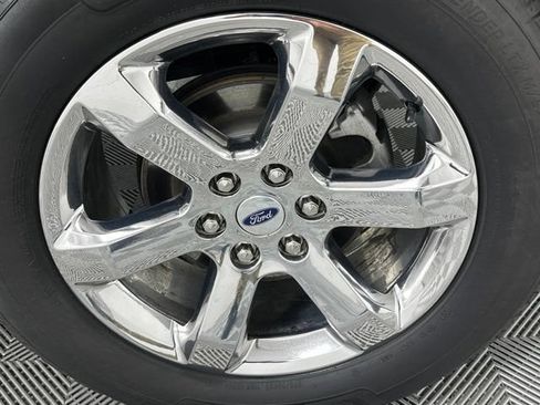 Used 2022 Ford F150 XLT w/ Equipment Group 302A High AWD/4WD image 9