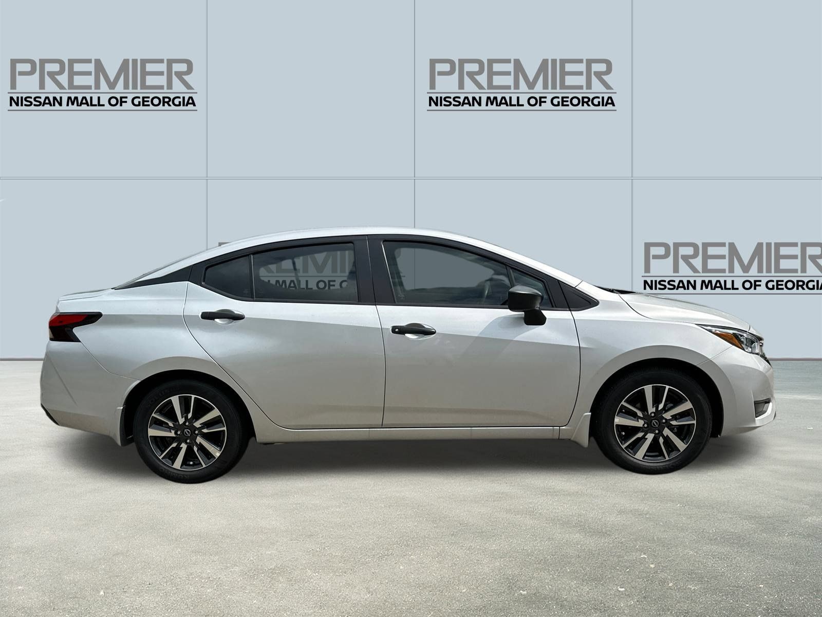 Used 2025 Nissan Versa S w/ S Plus Package FWD image 4