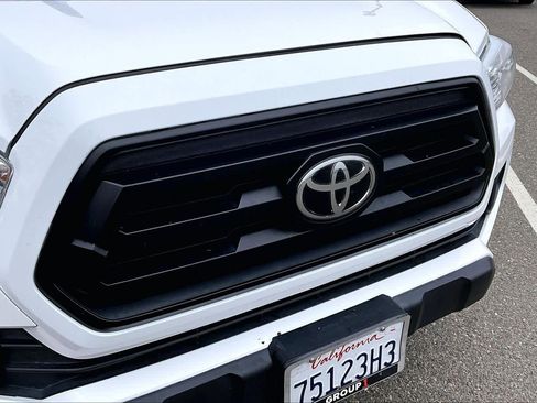 Used 2020 Toyota Tacoma SR w/ SR Convenience Package image 28