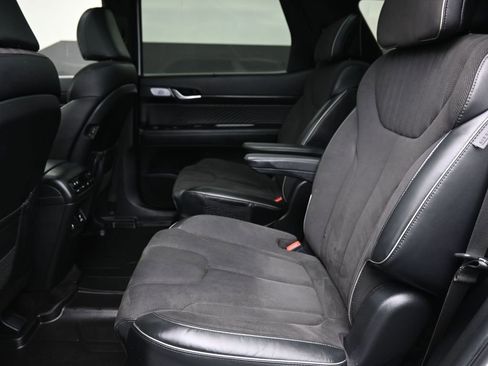 Used 2024 Hyundai Palisade Calligraphy image 12