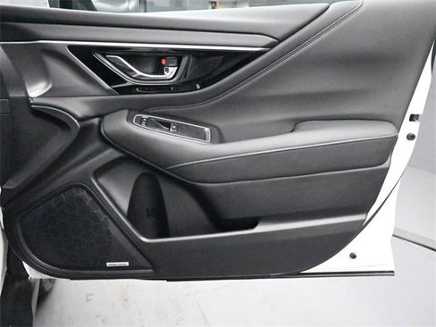 Certified 2025 Subaru Outback Touring XT w/ Tech Package 3 image 31