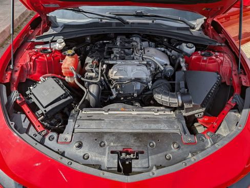 Used 2019 Chevrolet Camaro LS image 15