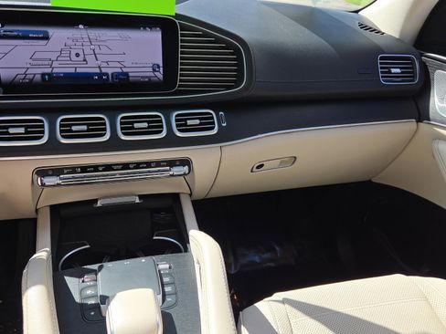Certified 2024 Mercedes-Benz GLS 450 GLS 450 image 39