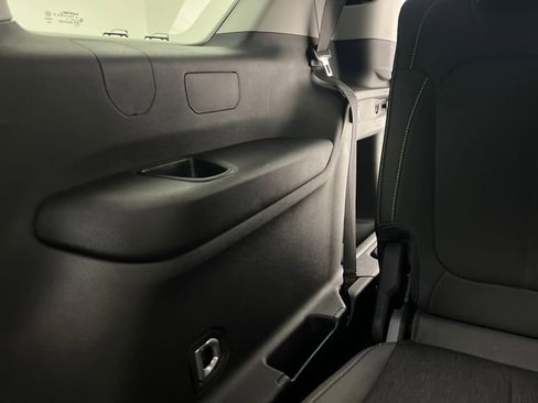 Used 2023 Jeep Grand Cherokee L Laredo image 32