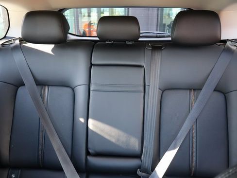 Used 2025 MAZDA CX-50 AWD 2.5 Hybrid w/ Premium Pkg image 17