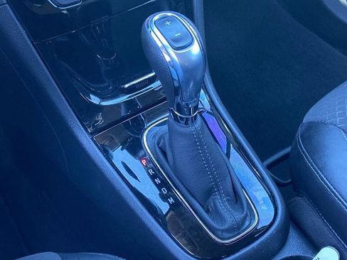 Used 2019 Buick Encore Preferred image 12