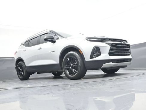Used 2021 Chevrolet Blazer LT FWD image 30
