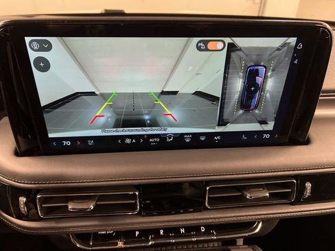 Used 2026 Lincoln Aviator AWD image 12