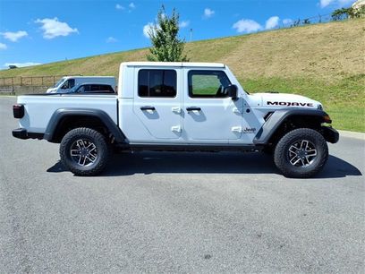 New 2025 Jeep Gladiator Mojave w/ Safety Group