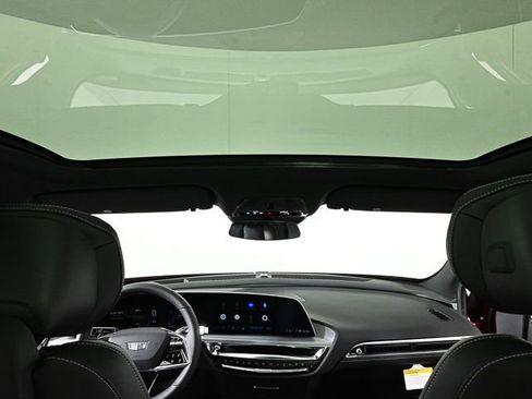 New 2025 Cadillac Lyriq Sport image 20