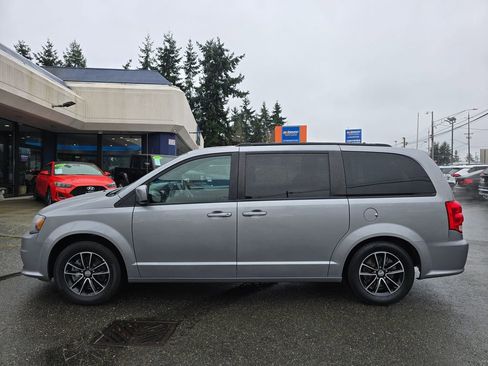 Used 2019 Dodge Grand Caravan GT image 6