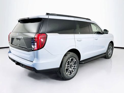 New 2026 Ford Expedition Active image 24