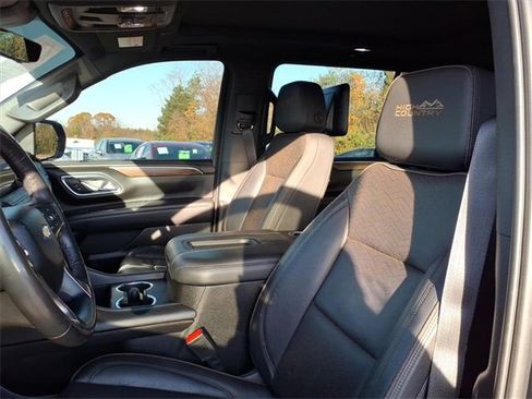 Certified 2023 Chevrolet Suburban High Country w/ Advanced Technology Package image 14