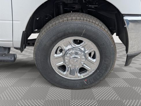 New 2025 RAM 2500 Tradesman AWD/4WD image 6