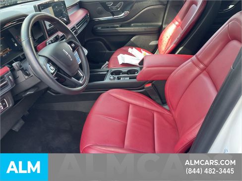 Used 2024 Lincoln Corsair Reserve w/ Jet Appearance Package image 11