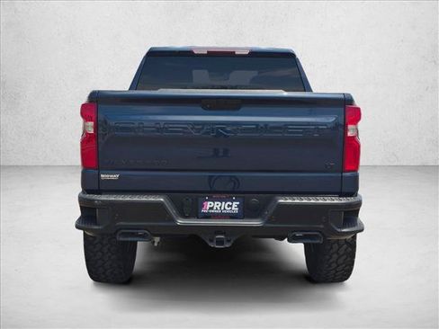 Used 2021 Chevrolet Silverado 1500 LT Trail Boss w/ Safety Package AWD/4WD image 7
