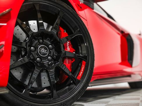 Used 2023 Audi R8 V10 GT RWD image 10