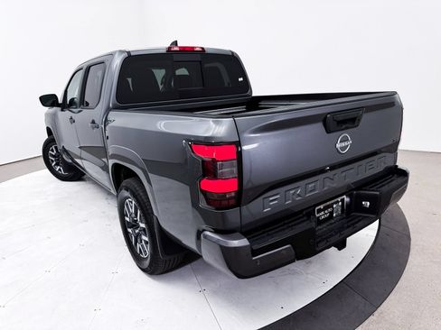 Used 2024 Nissan Frontier SL w/ Technology Package RWD image 8