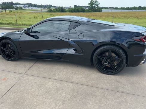 Used 2025 Chevrolet Corvette Stingray Premium Cpe w/ 3LT RWD image 5