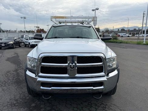 Used 2018 RAM 4500 Tradesman w/ Power Accessory Group image 8