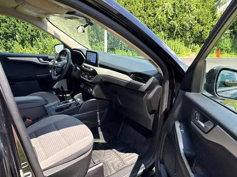 Used 2020 Ford Escape SE AWD/4WD image 16