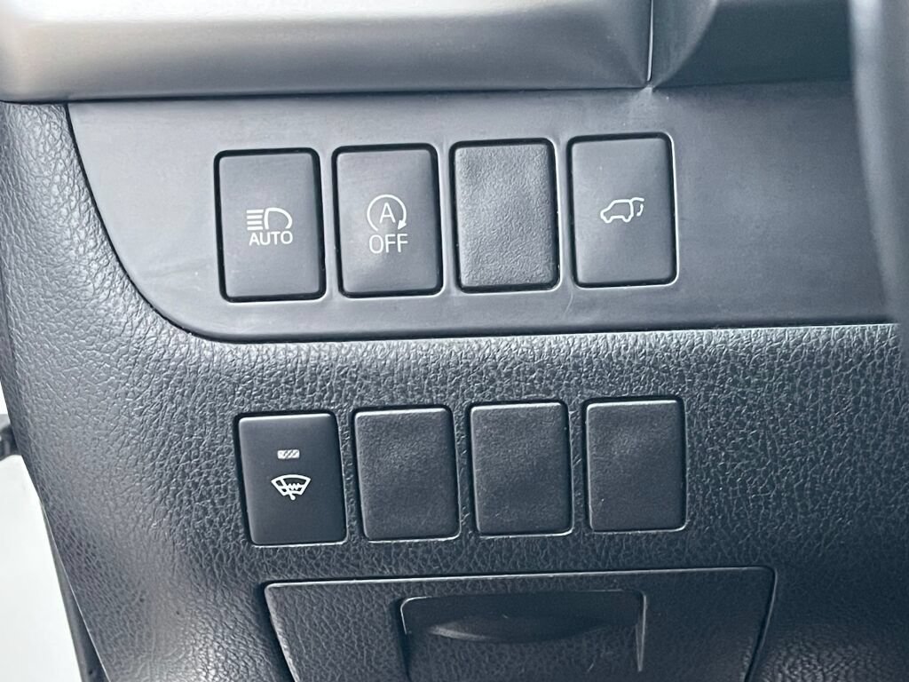 Used 2019 Toyota Highlander XLE AWD/4WD image 23