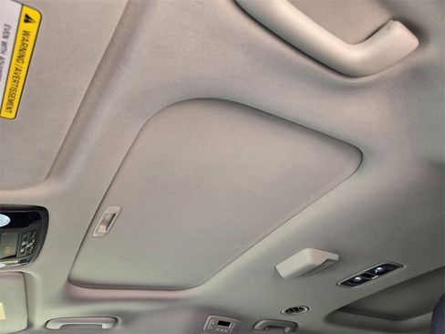 New 2026 Kia Carnival SX Prestige image 18