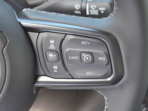 New 2026 Jeep Gladiator Willys image 18