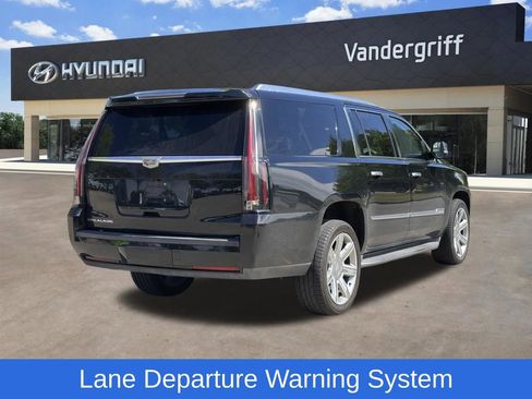 Used 2015 Cadillac Escalade ESV Premium image 12