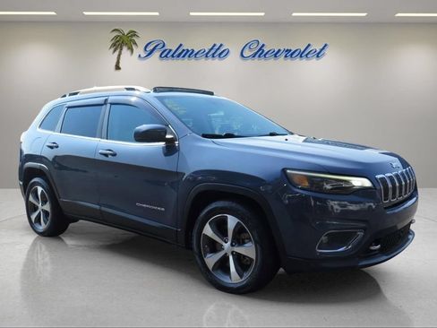 Used 2021 Jeep Cherokee Limited w/ Elite Package FWD image 1