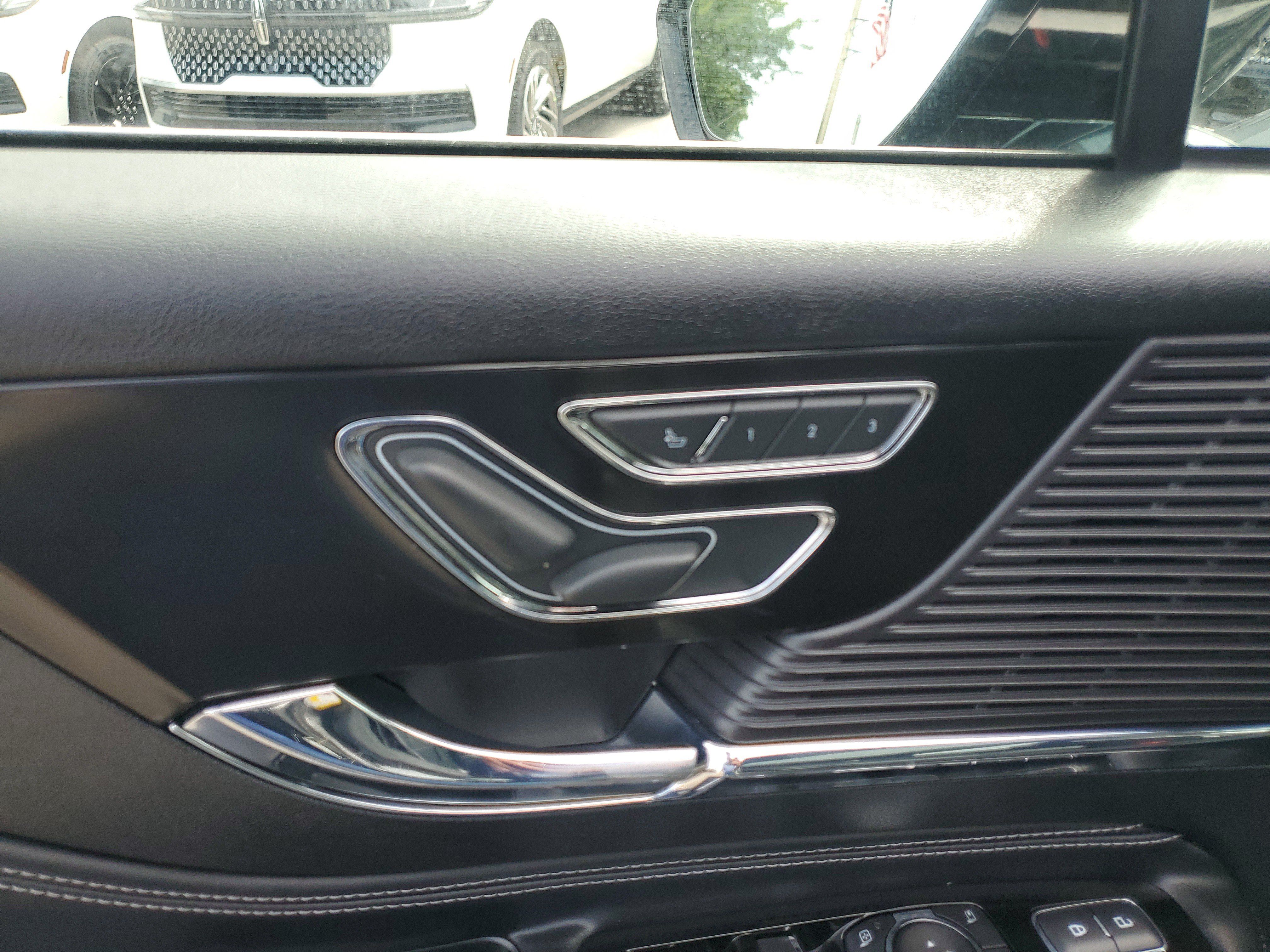 Used 2022 Lincoln Corsair Reserve FWD image 16