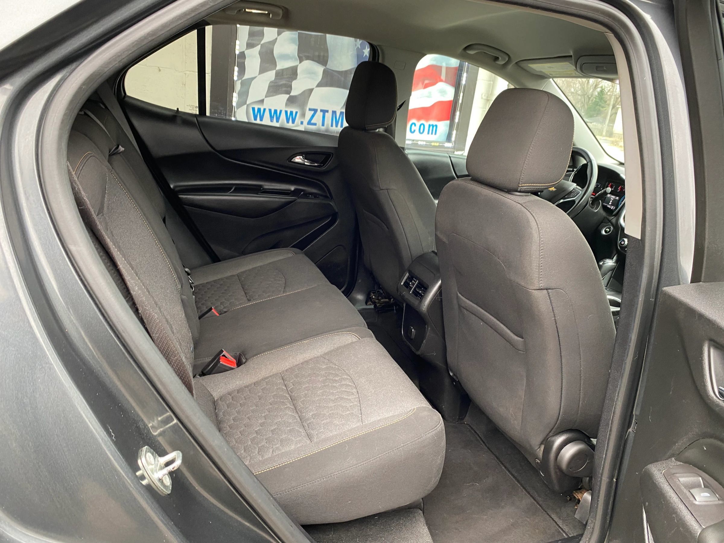 Used 2018 Chevrolet Equinox LT AWD/4WD image 12