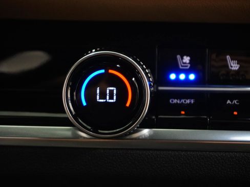 New 2026 Chevrolet Equinox ACTIV w/ Convenience Package III image 31