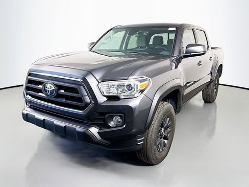 Used 2023 Toyota Tacoma SR image 4