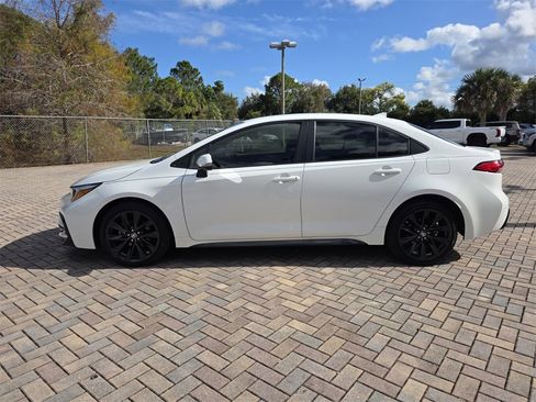 Certified 2025 Toyota Corolla LE image 8