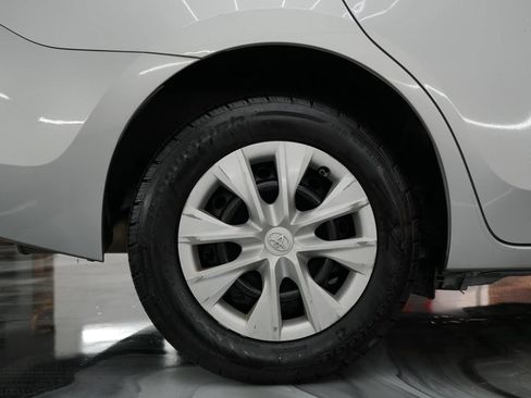 Used 2017 Toyota Corolla SE FWD image 8