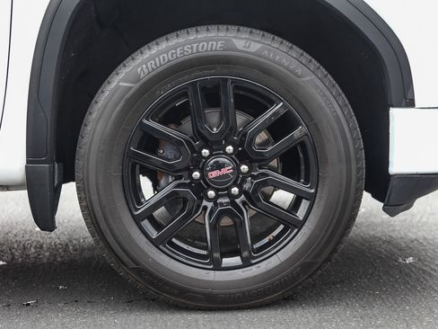 Certified 2022 GMC Sierra 1500 Elevation w/ Driver Alert Package I image 9