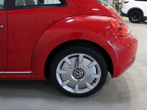 Used 2012 Volkswagen Beetle 2.5 FWD image 26